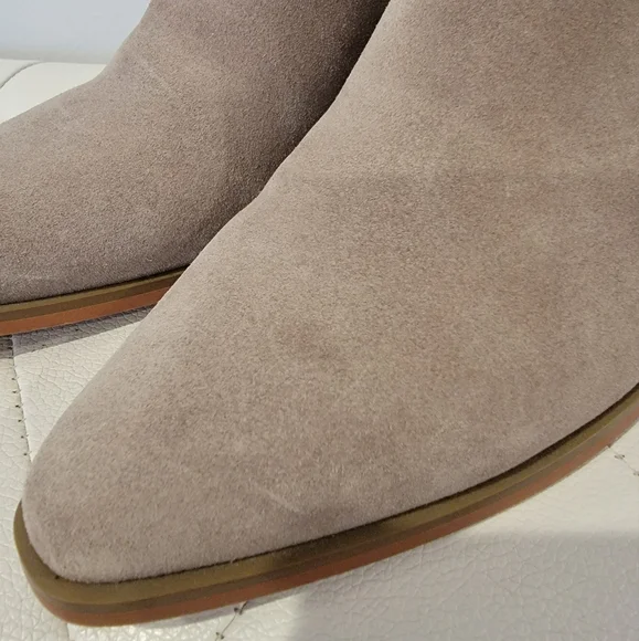 Vince Camuto Doralli Ankle Bootie Boots Womens Size 8.5M - Picture 5 of 11